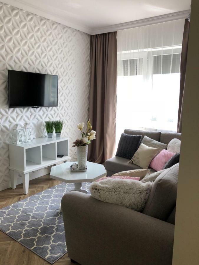 Family&Business Elegant Apartments Warszawska z Parkingiem Kielce Exterior foto